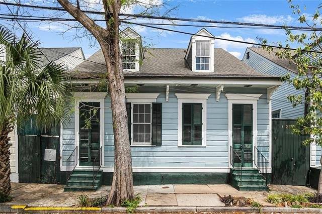 Townhouse for rent at 2615 Chartres St, New Orleans, LA 70116