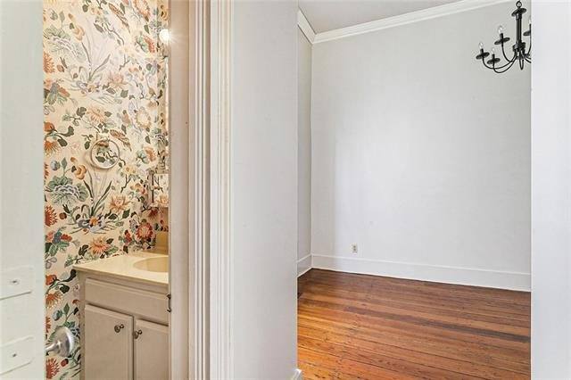 Townhouse for rent at 2615 Chartres St, New Orleans, LA 70116