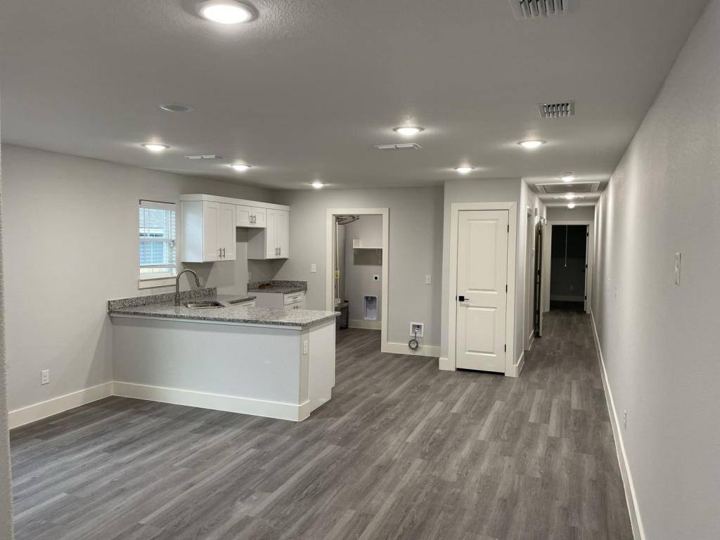 Townhouse for rent at 612 E 3rd St #2, Bonham, TX 75418