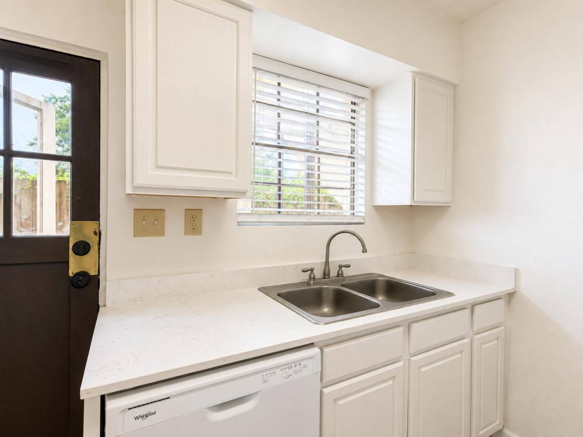 Apartment for rent at 2959-3009 Greenwood Dr #2961, Baton Rouge, LA 70808