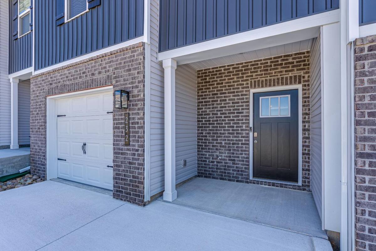 Townhouse for rent at 232 Business Park Lane, Seymour, TN 37865