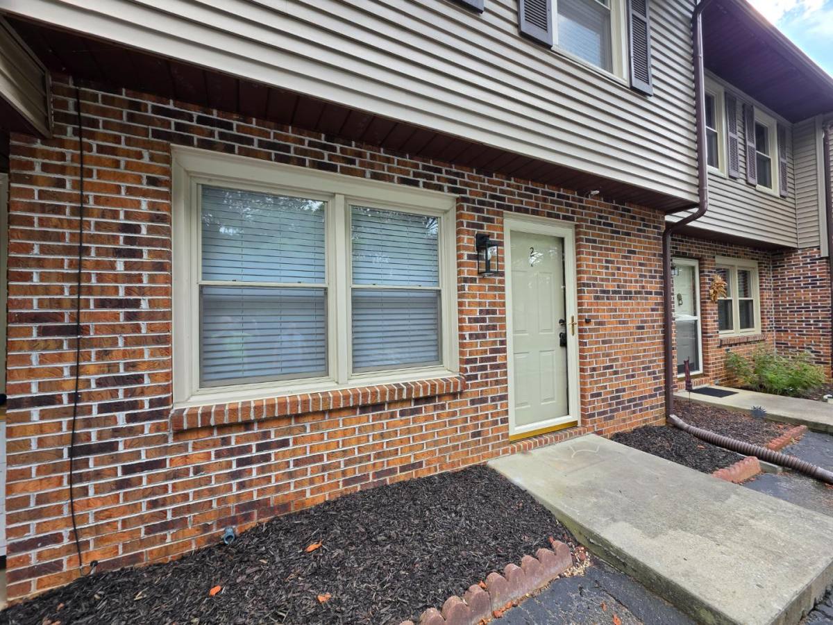 Townhouse for rent at 1476 Highway 126 #A2, Bristol, TN 37620