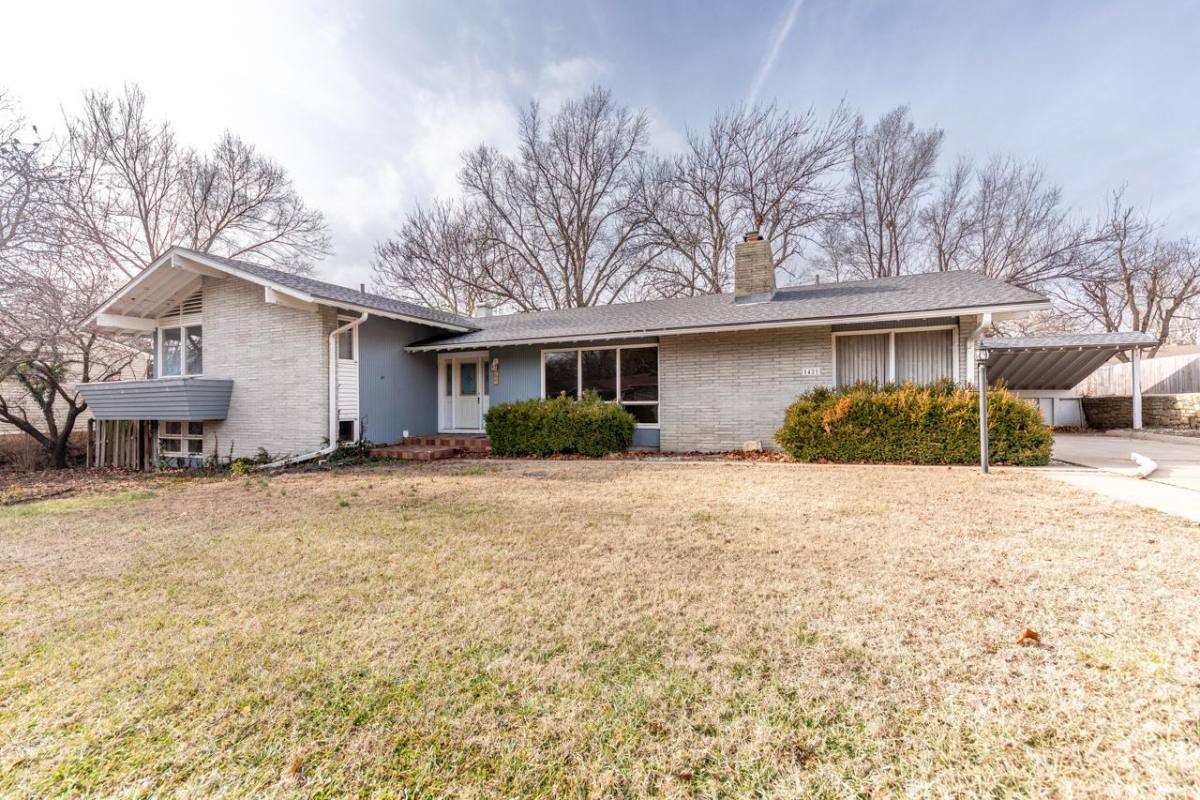 House for rent at 1421 Sunnyslope Lane #1, Manhattan, KS 66502