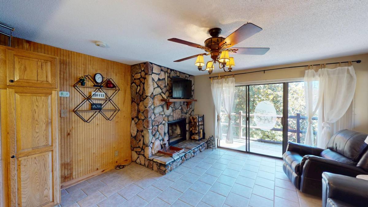 Condo for rent at 1081 Cove Rd, Sevierville, TN 37876