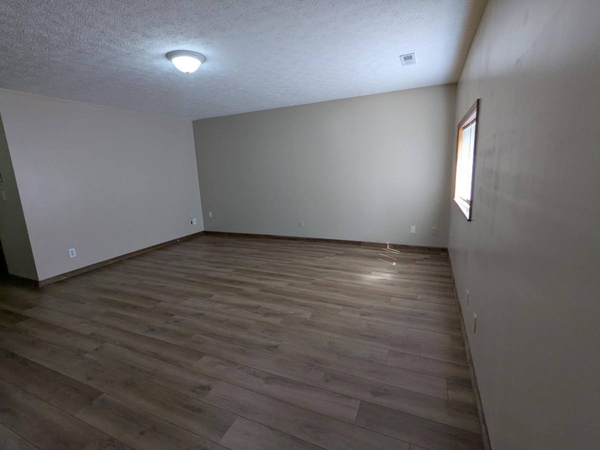 Apartment for rent at 209 W Oak St 302 2nd, Ellettsville, IN 47429