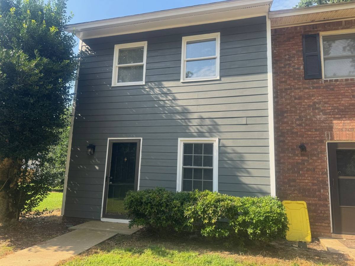 Apartment for rent at 303 Haltiwanger Rd, Greenwood, SC 29649