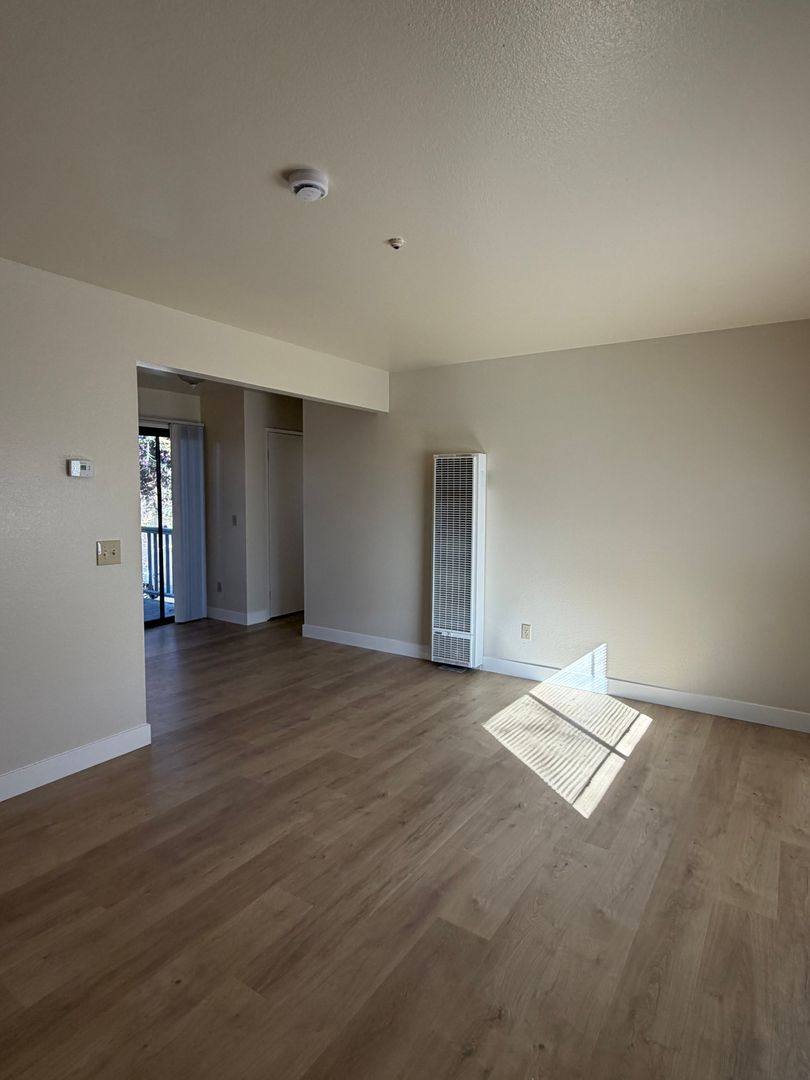 Apartment for rent at 664 W Ave, Santa Rosa, CA 95407