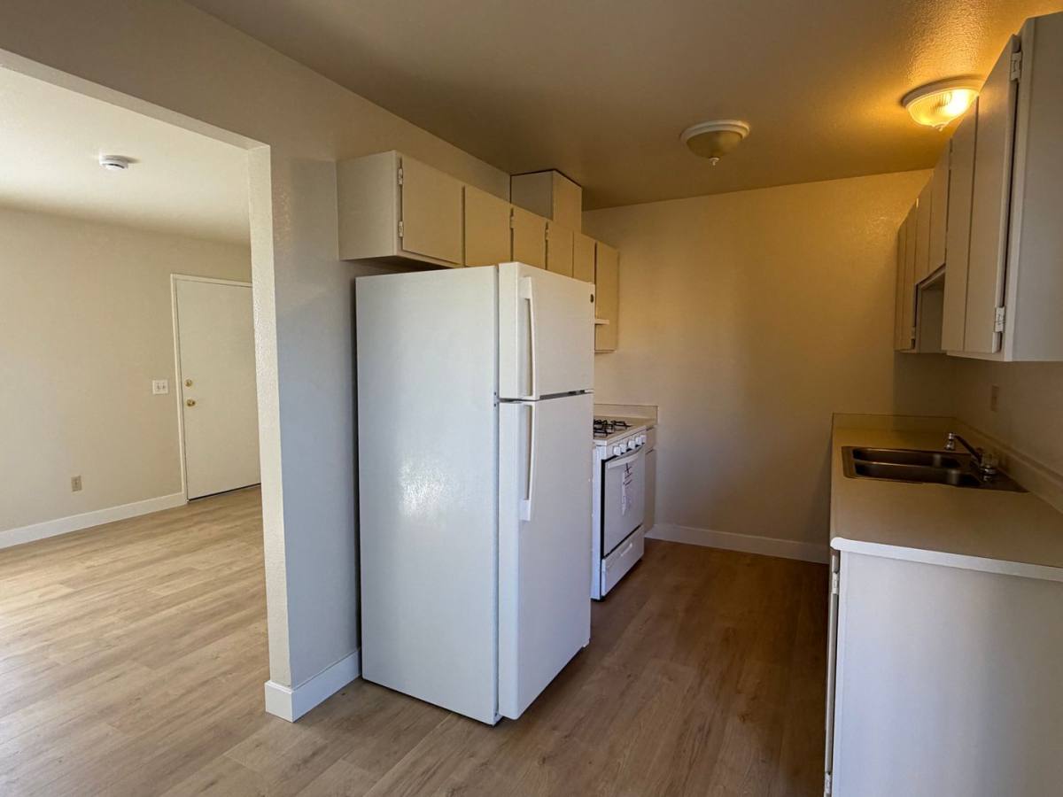 Apartment for rent at 664 W Ave, Santa Rosa, CA 95407