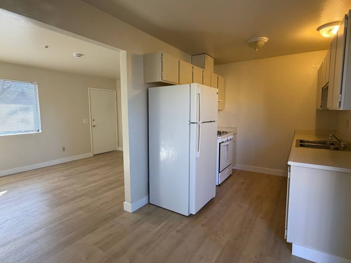 Apartment for rent at 664 W Ave, Santa Rosa, CA 95407