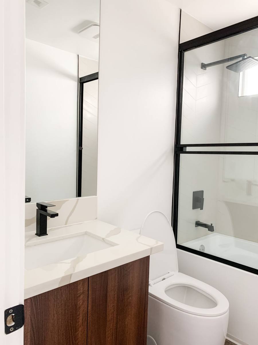 Apartment for rent at 701 N Hill Place, Los Angeles, CA 90012