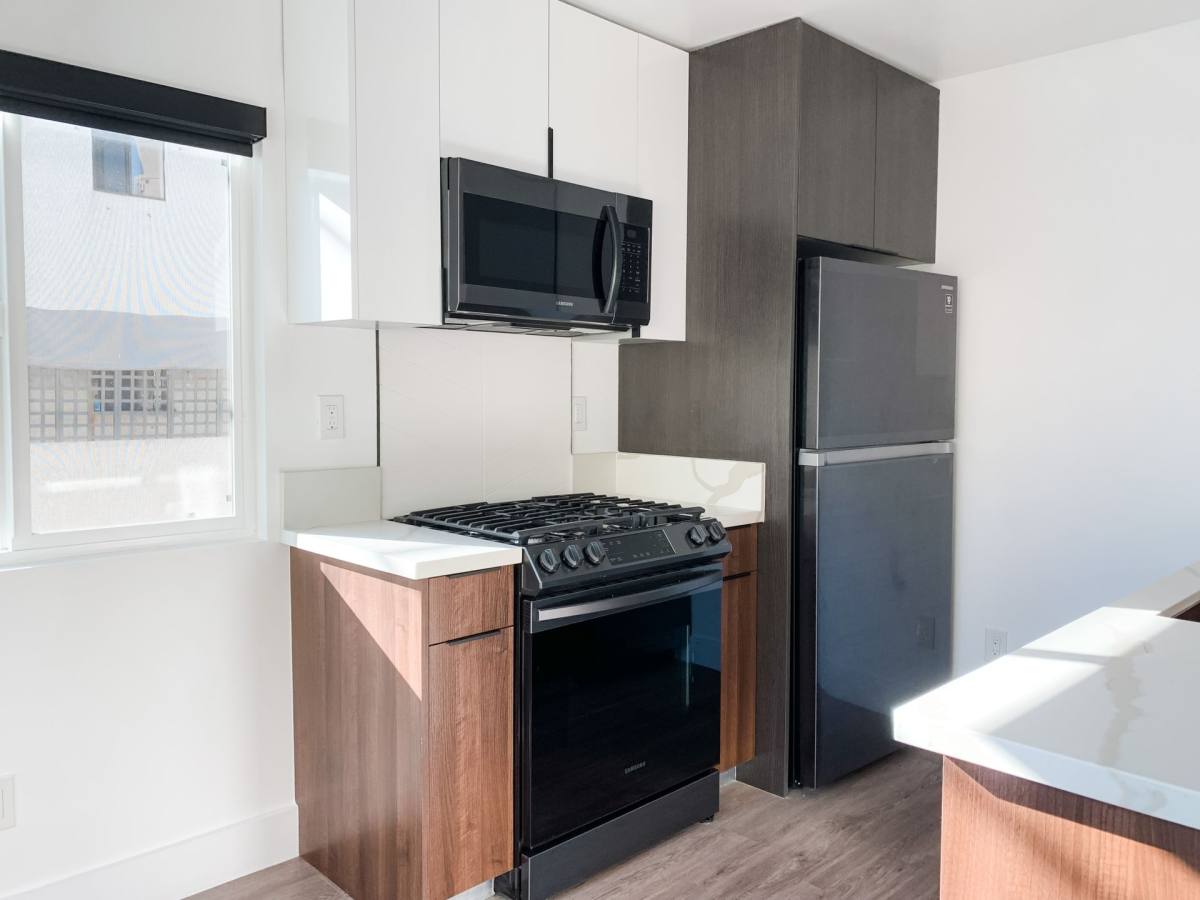 Apartment for rent at 701 N Hill Place, Los Angeles, CA 90012