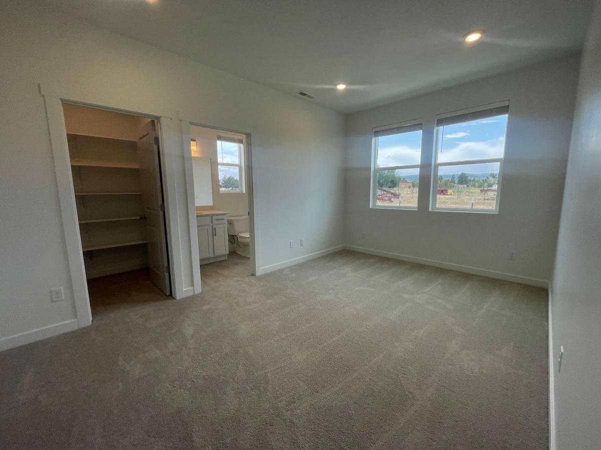 Townhouse for rent at 170 Grassy Knolls Path Francis, Kamas, UT 84036