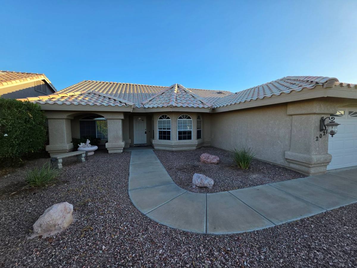 House for rent at 2021 E Lago Grande Circle, Fort Mohave, AZ 86426