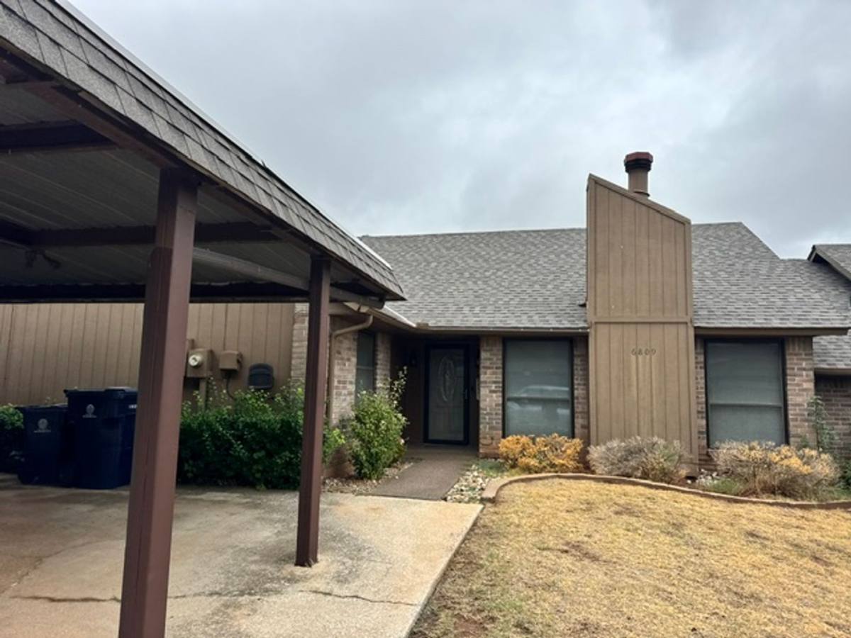 Condo for rent at 6809 NW 63rd Terrace, Oklahoma City, OK 73132