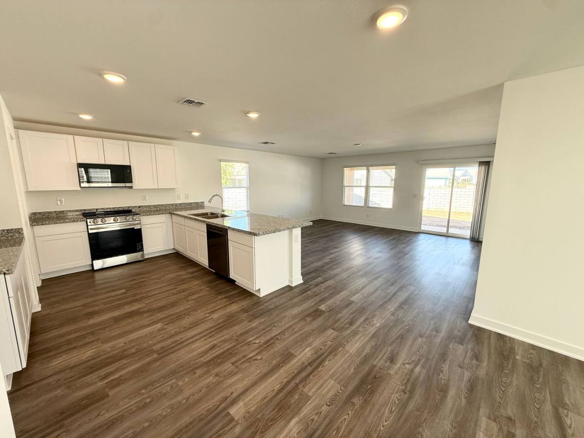 House for rent at 1976 Fairway Place, Fort Mohave, AZ 86426