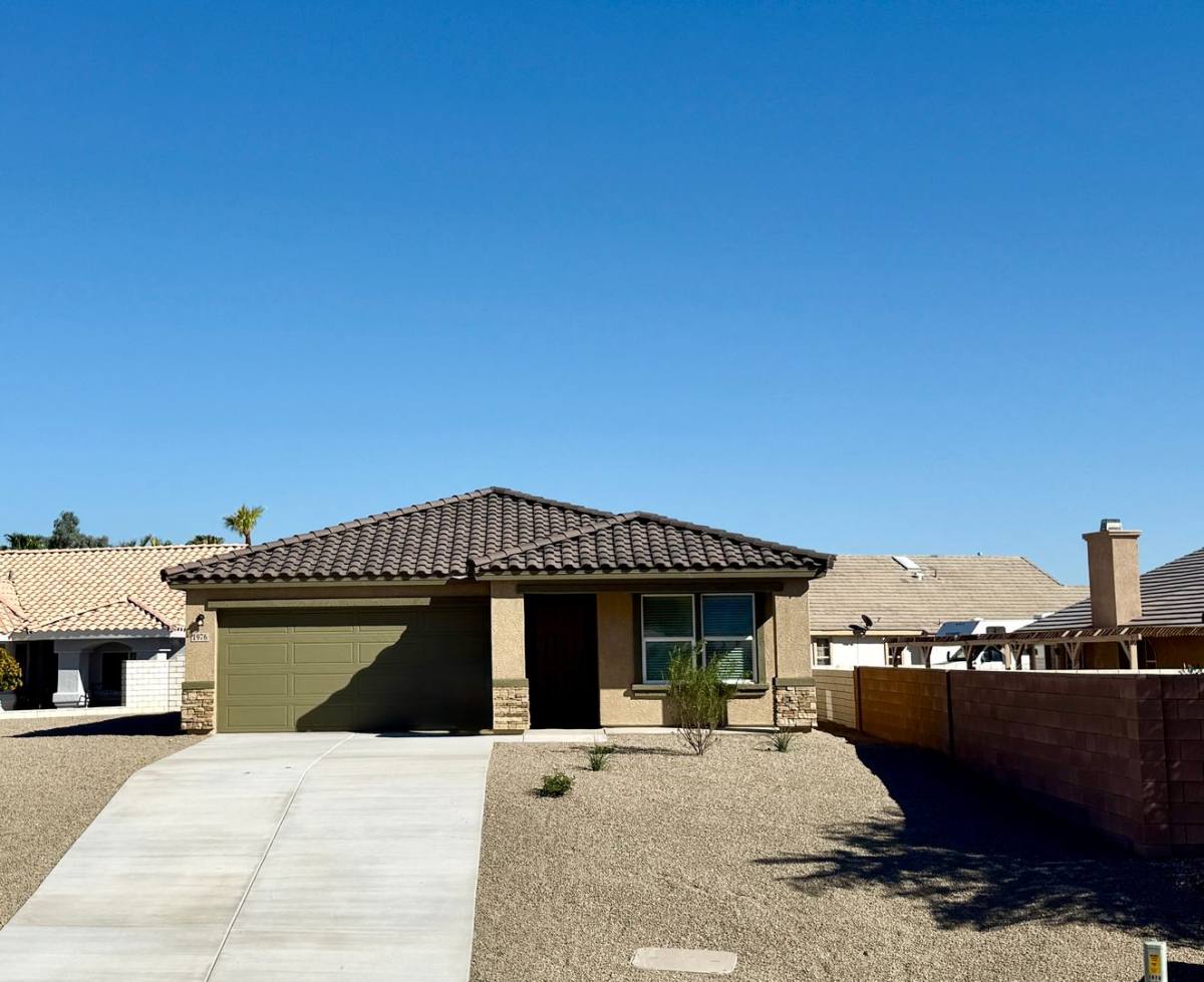 House for rent at 1976 Fairway Place, Fort Mohave, AZ 86426