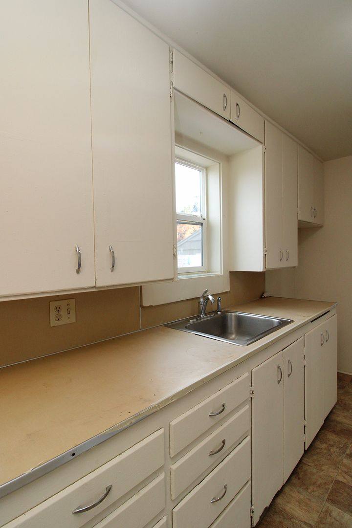 House for rent at 5729 NE 62nd Ave, Portland, OR 97218