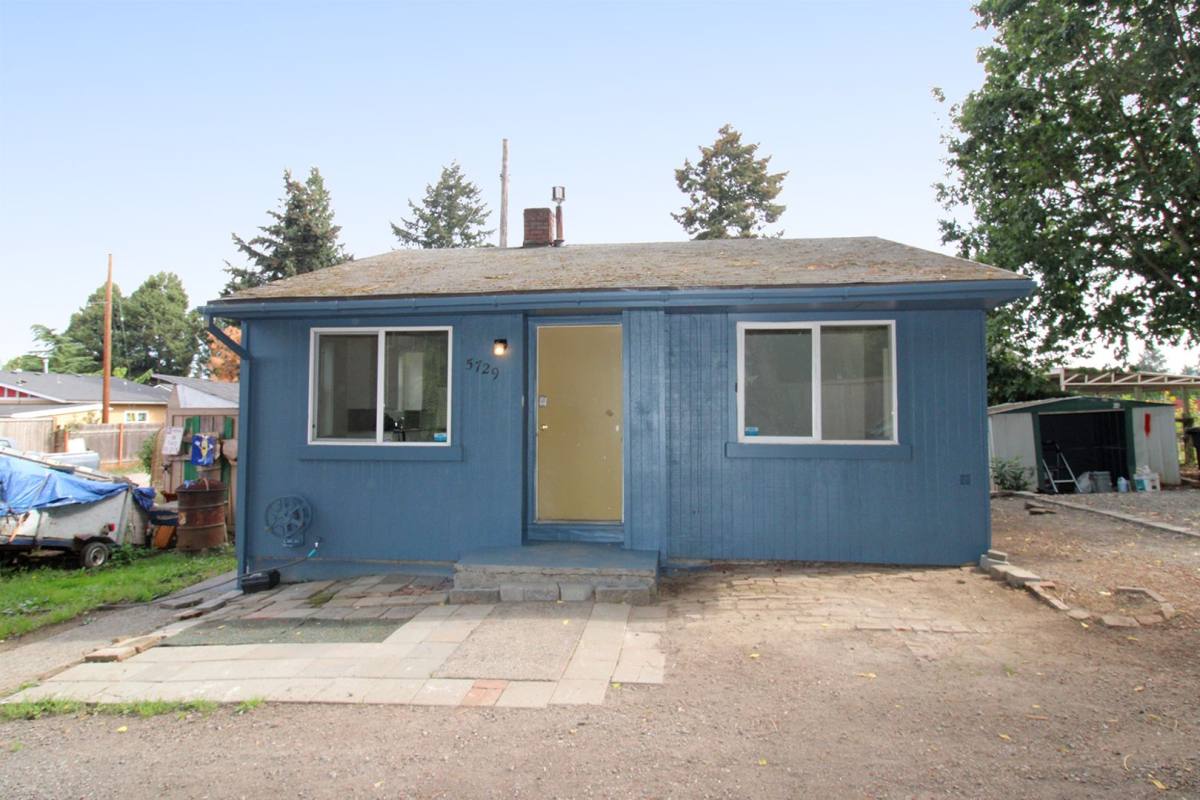 House for rent at 5729 NE 62nd Ave, Portland, OR 97218