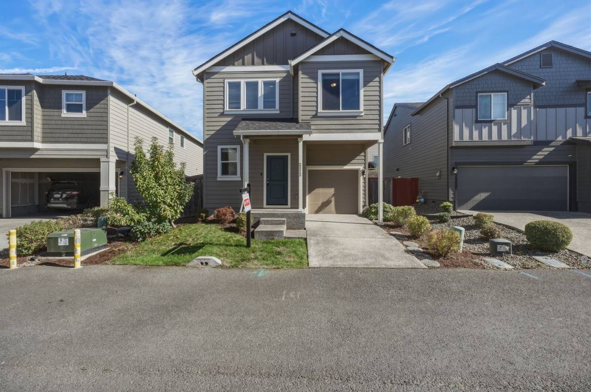 House for rent at 2212 S Chukar Dr, Ridgefield, WA 98642