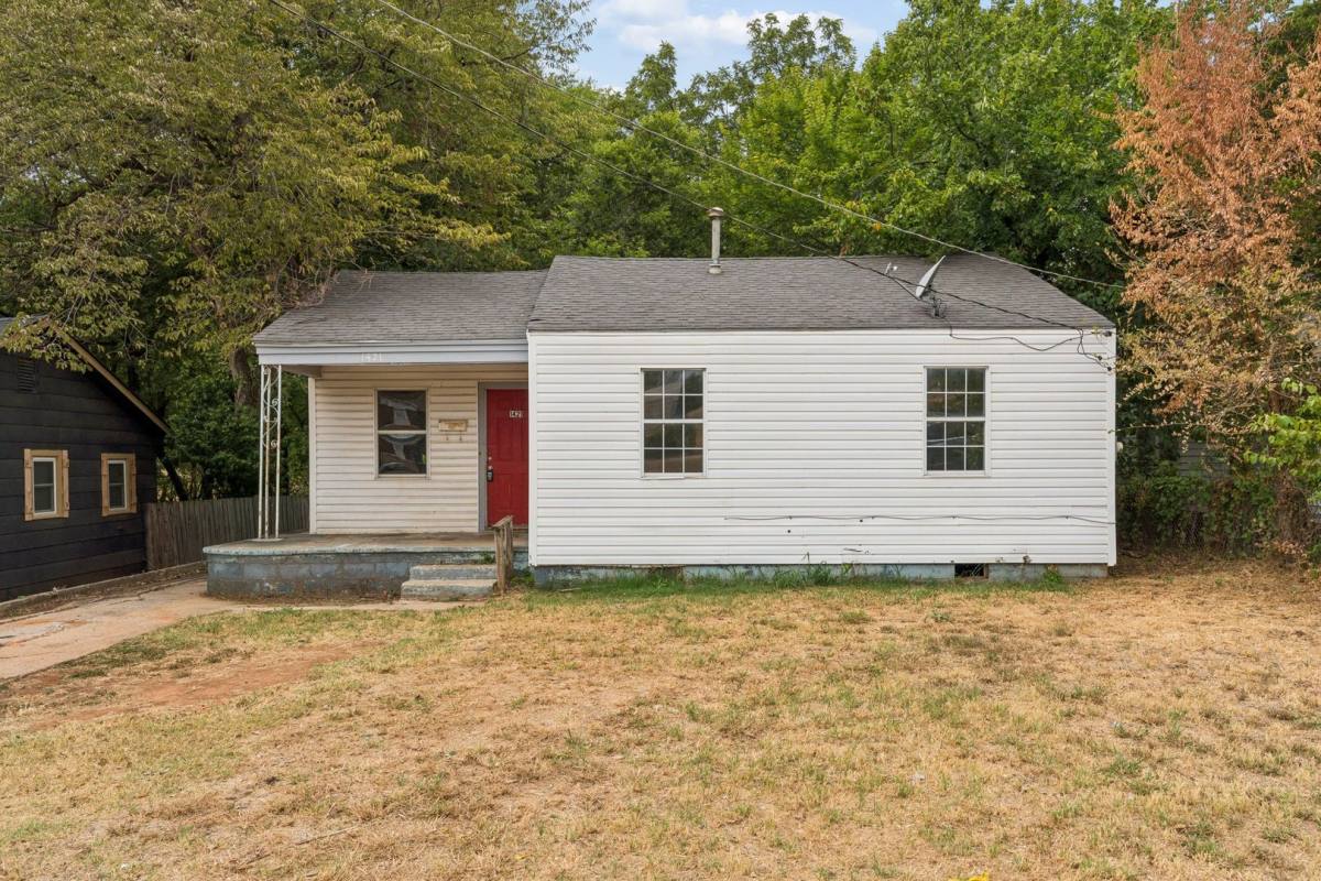 House for rent at 1421 N Page Ave, Oklahoma City, OK 73117