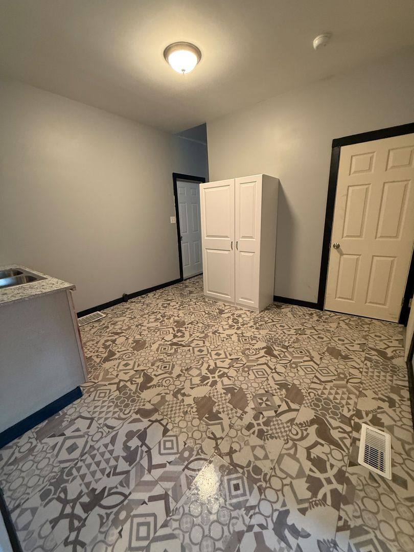 House for rent at 154 Rear S, Newark, OH 43055