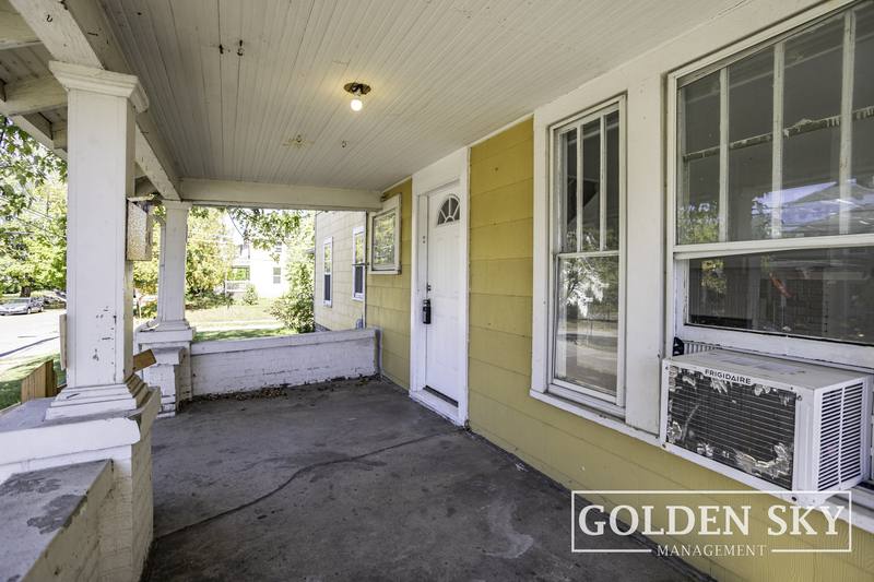 House for rent at 702 S 11th St, New Castle, IN 47362