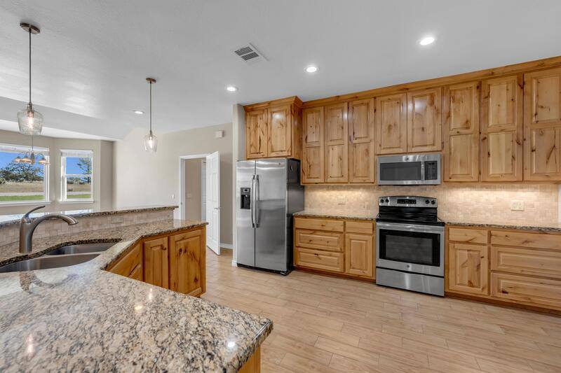 House for rent at 625 Skyline Dr, Kingsland, TX 78639