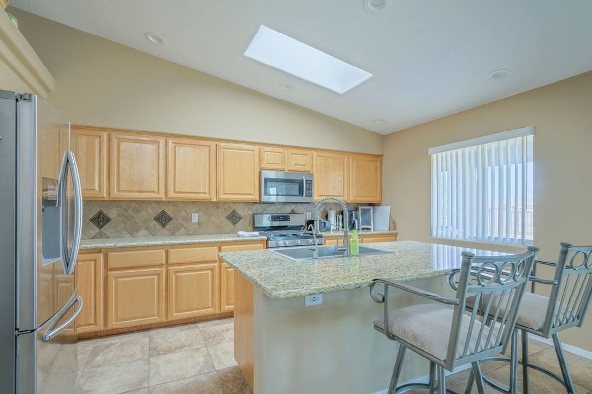 House for rent at 2121 E Desert Lakes Dr, Fort Mohave, AZ 86426