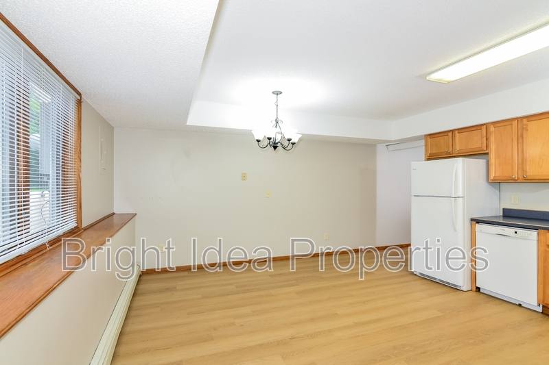 Apartment for rent at 622 Pleasant Dr, Hastings, MN 55033
