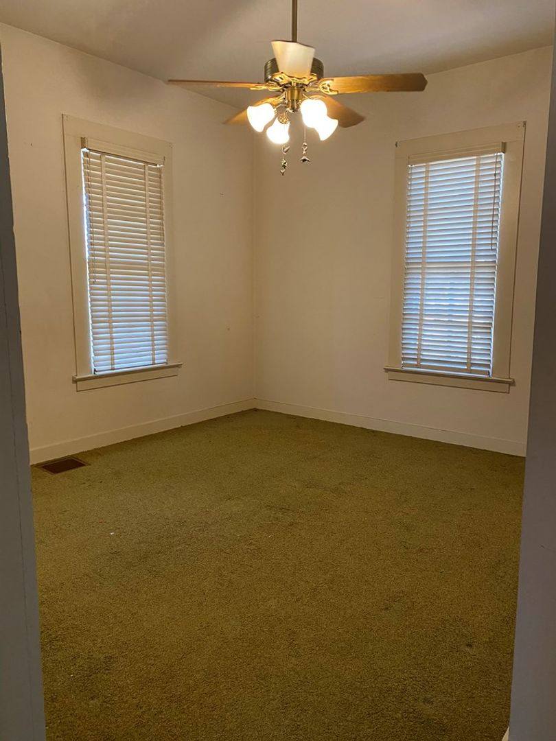 House for rent at 209 W Hackberry, Fredericksburg, TX 78624