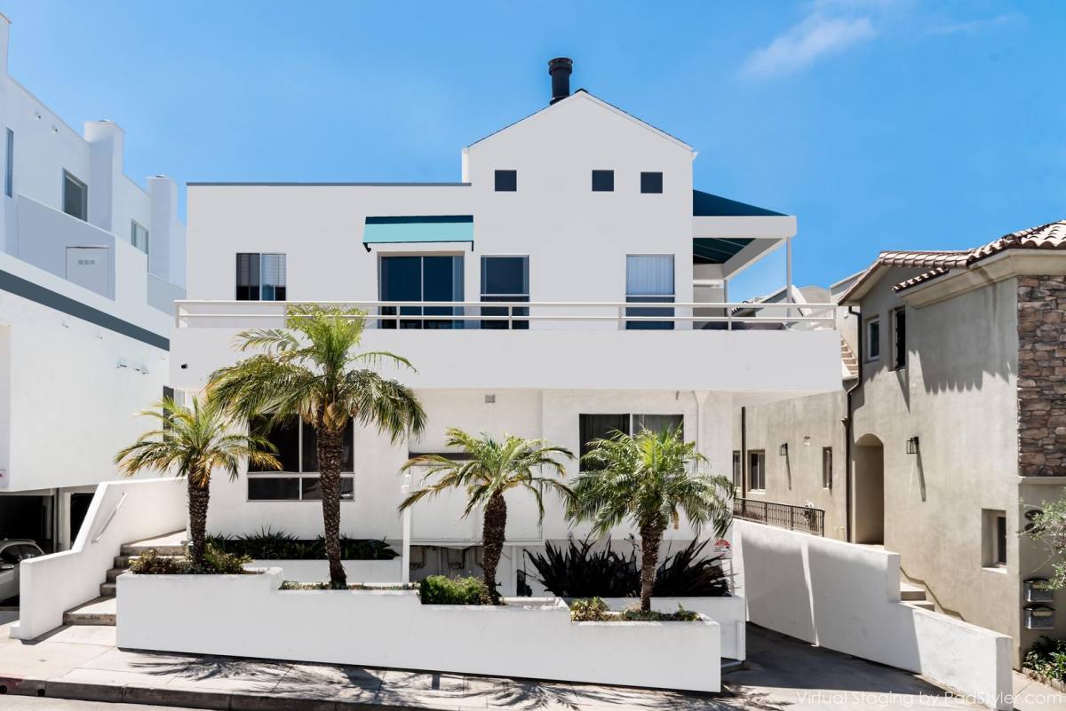 Townhouse for rent at 710 9th St, Hermosa Beach, CA 90254