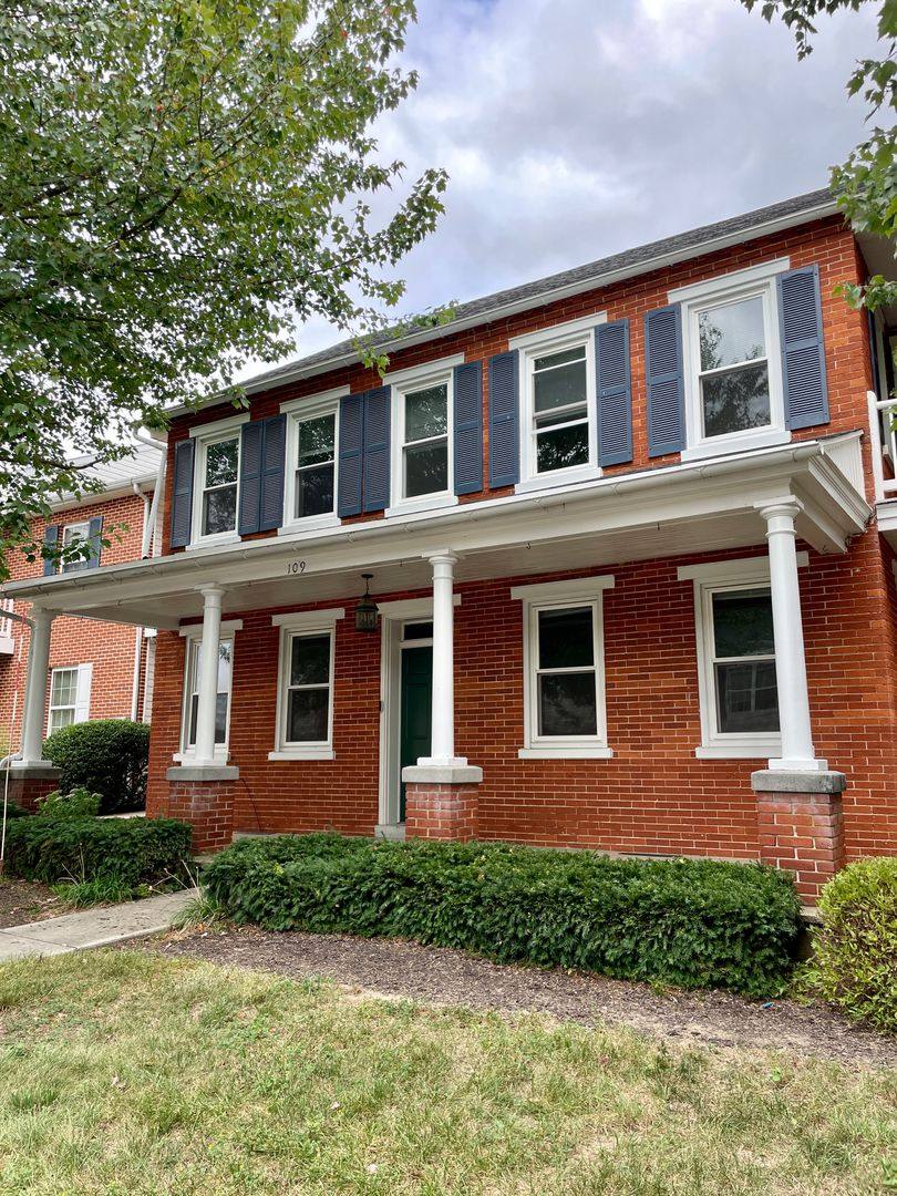 Townhouse for rent at 109 Farmhouse Lane, Mountville, PA 17554