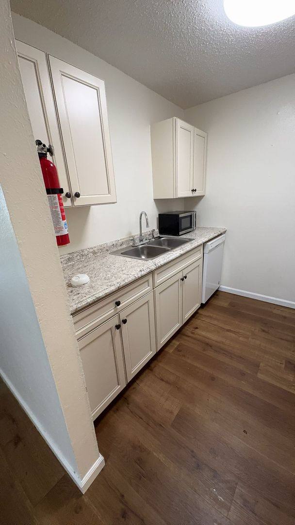 Apartment for rent at 274 Monarch Dr, Houma, LA 70360