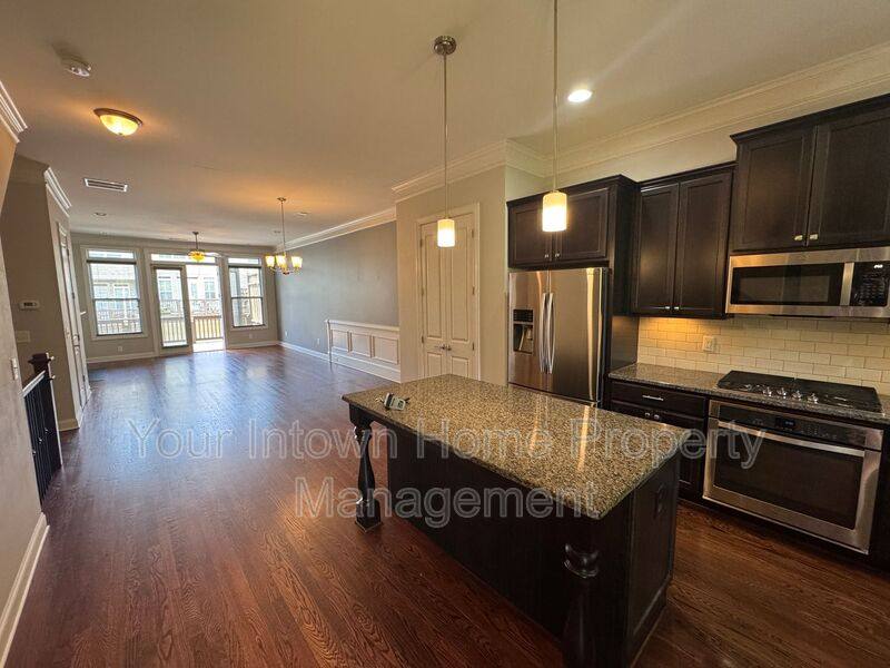 Townhouse for rent at 2141 Havenwood Trail NE, Atlanta, GA 30319