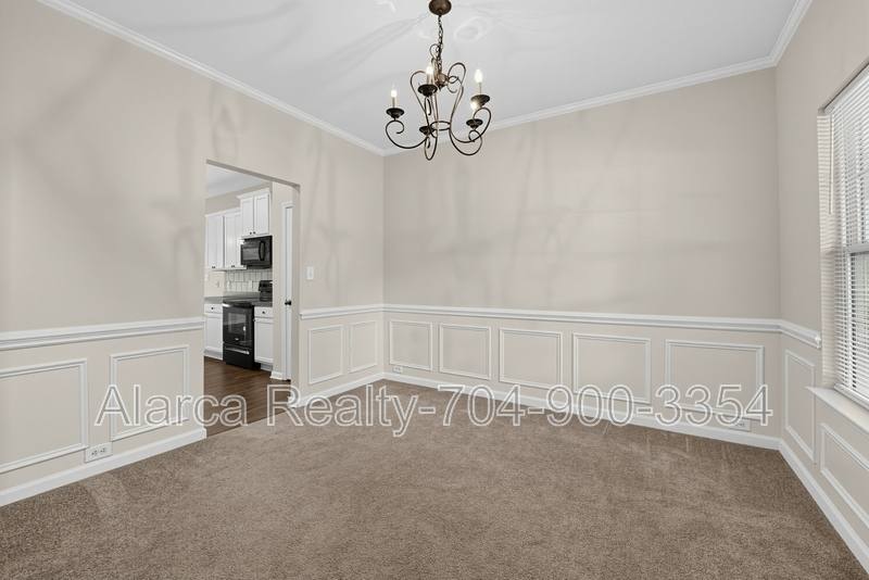 House for rent at 9926 Barrands Lane, Charlotte, NC 28278