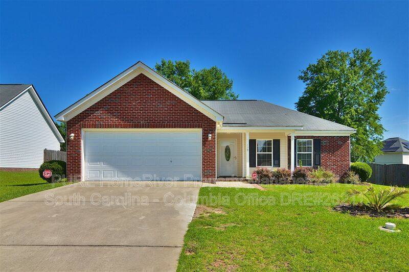 House for rent at 129 Alexander Pointe Dr, Hopkins, SC 29061
