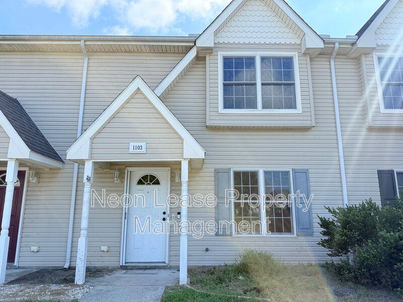 Townhouse for rent at 1103 Laurel Court, Laurel, DE 19956