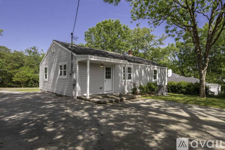 House for rent at 441 W Springs St, Lancaster, SC 29720