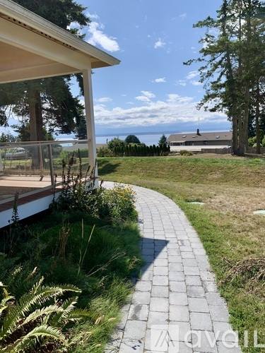 House for rent at 1974 Pinecrest Ave, Coupeville, WA 98239