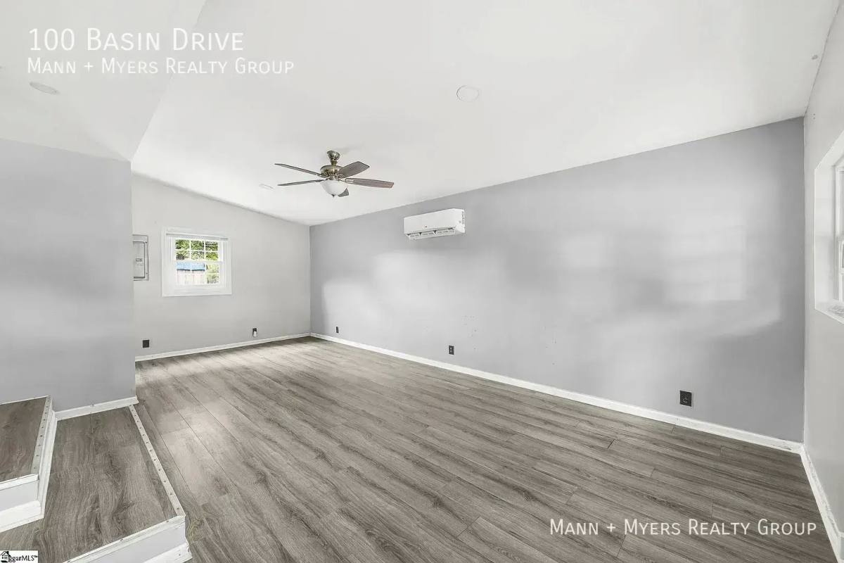 House for rent at 100 Basin Dr, Boiling Springs, SC 29316