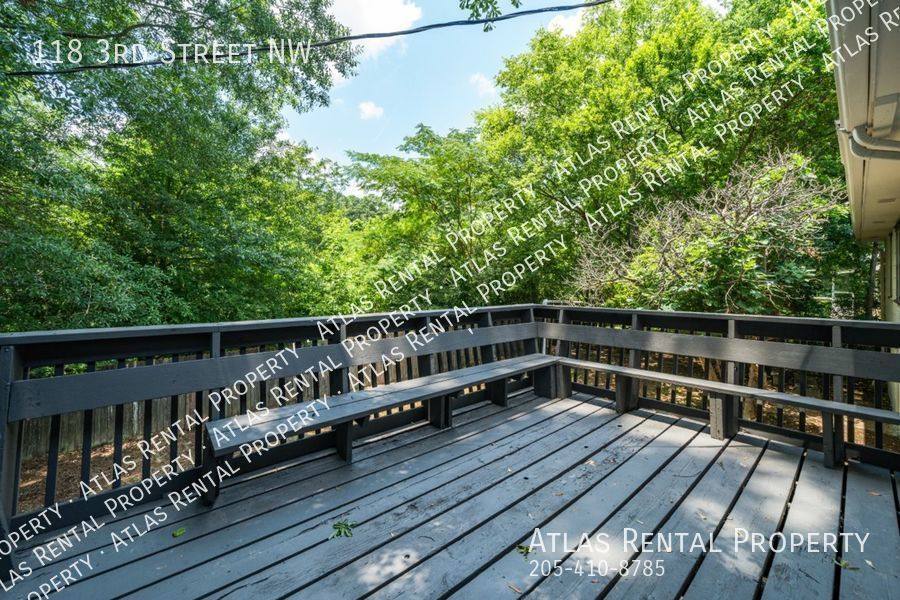 House for rent at 118 3rd St NW, Graysville, AL 35073