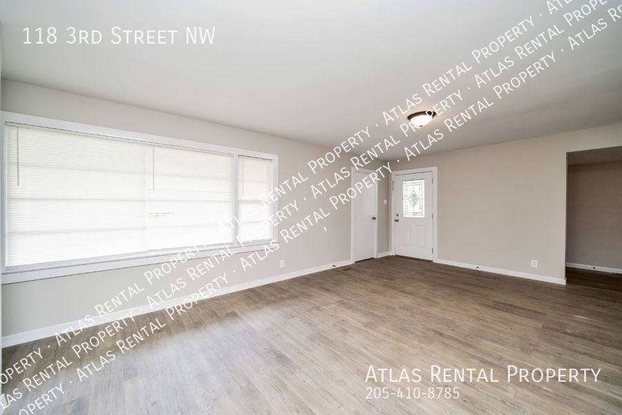 House for rent at 118 3rd St NW, Graysville, AL 35073