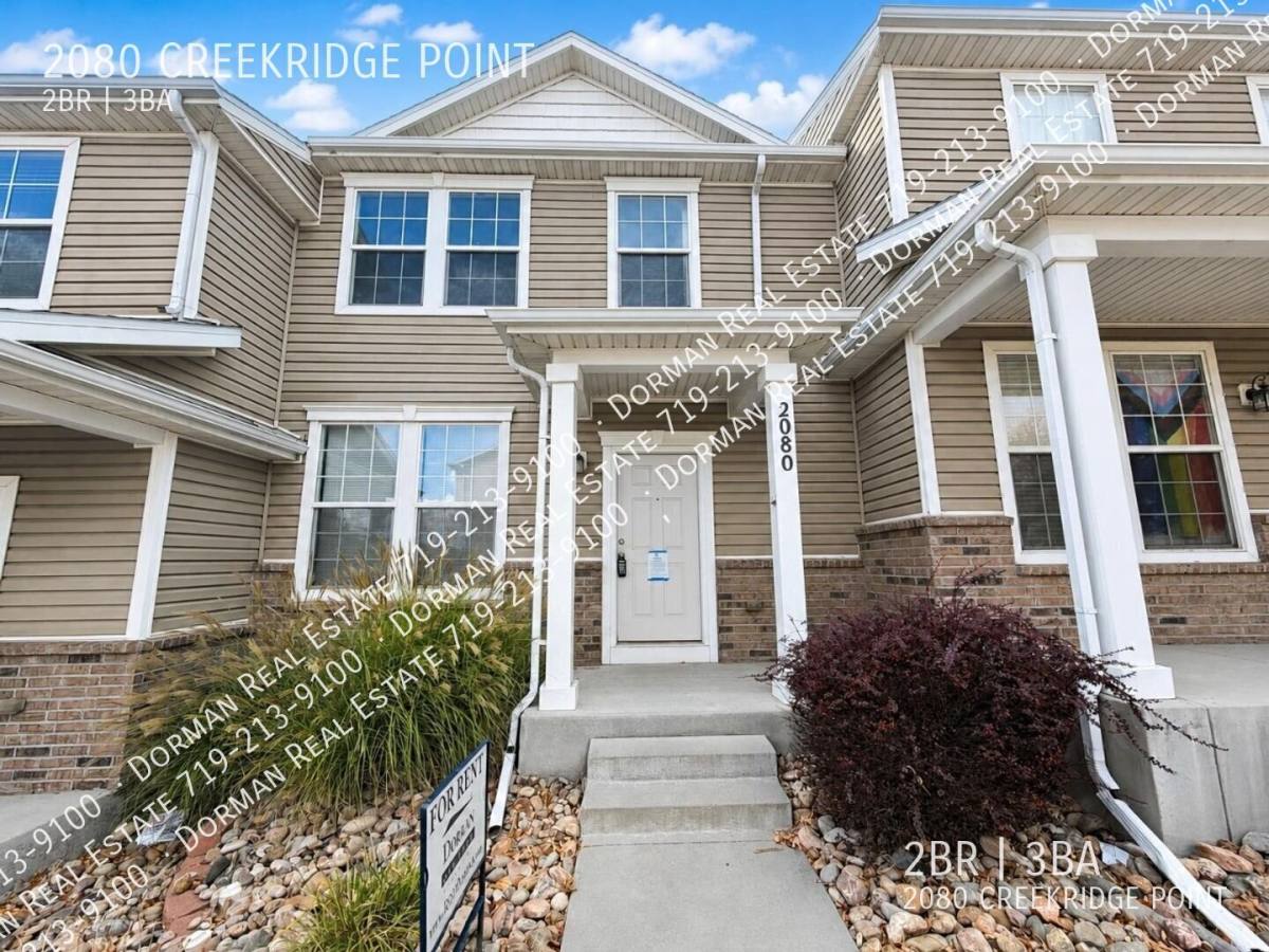 Townhouse for rent at 2080 Creekridge Point, Colorado Springs, CO 80910