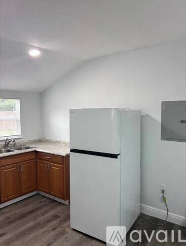 Apartment for rent at 110 Old Daytona Rd #B, Deland, FL 32724