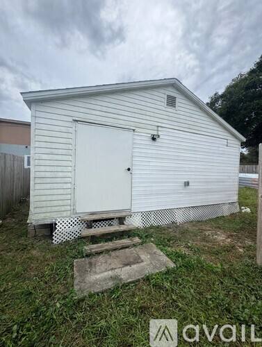 Apartment for rent at 110 Old Daytona Rd #B, Deland, FL 32724