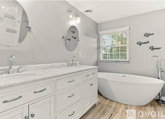 House for rent at 5311 N Woodview Ave, Peoria, IL 61614
