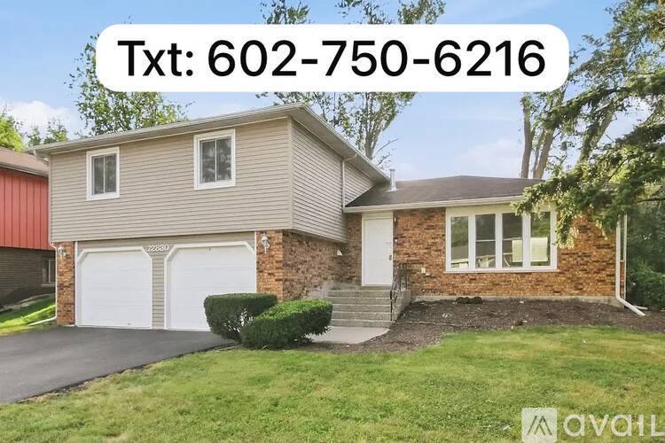 House for rent at 22830 Lakeshore Dr, Richton Park, IL 60471