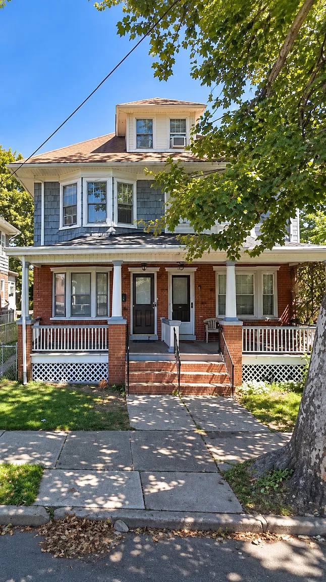 Apartment for rent at 426 Ardmore Ave #2, Trenton, NJ 08629