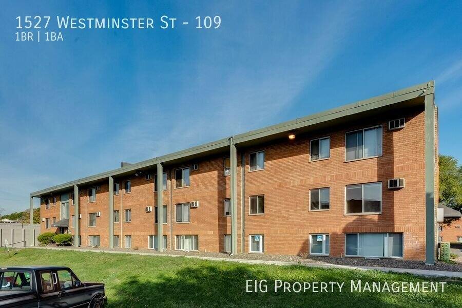 Apartment for rent at 1527 Westminster St #109, St. Paul, MN 55130