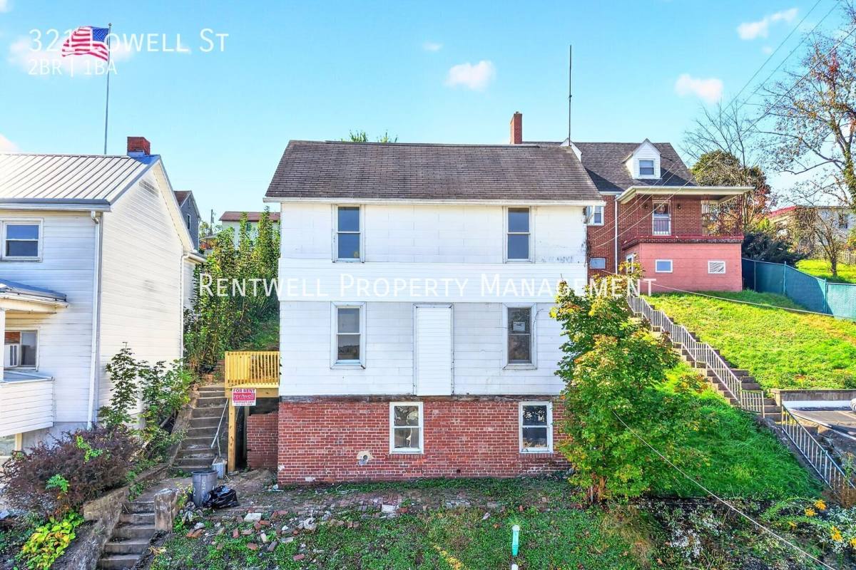 House for rent at 321 Lowell St, Vandergrift, PA 15690